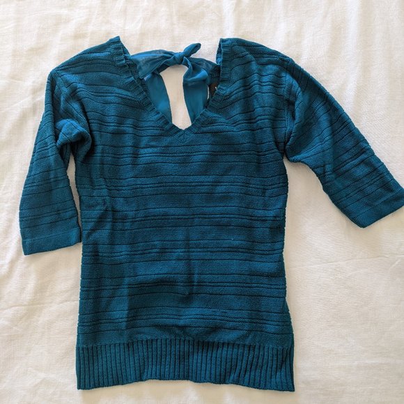 Teal v-neck bow sweater - Picture 1 of 6